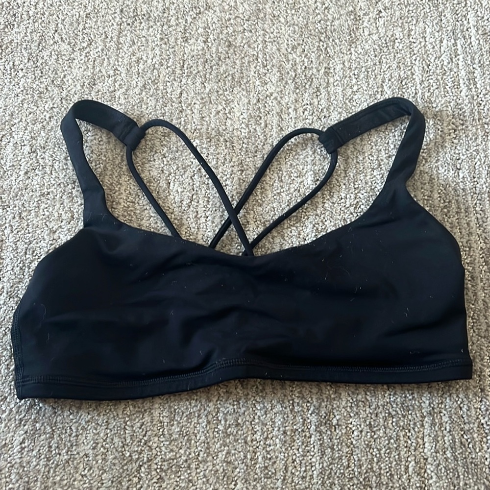 Lululemon sports bra